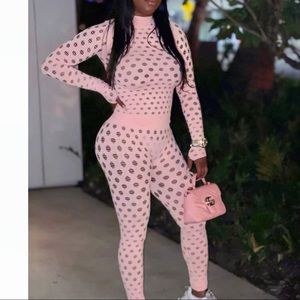 Pink Maisie Wilen set. Usually sold separate but I’m selling together. Worn once